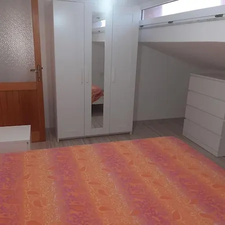 R2659 Apartment *