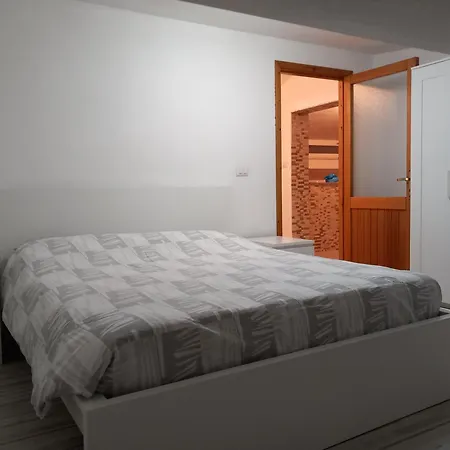R2659 * Monastir